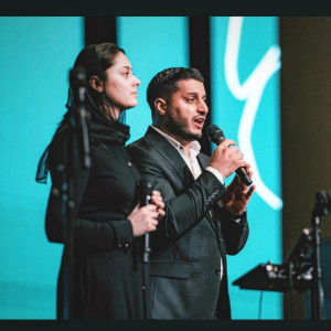 Ales De Dumnezeu - Ajutama Sa Biruiesc (2024)