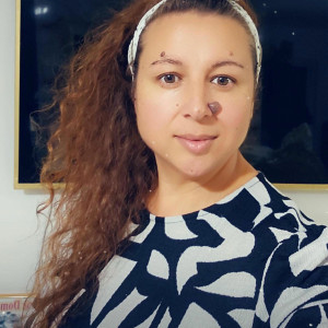 Corina Moldovan - E Cu Mine Și Cu Tine (2025)