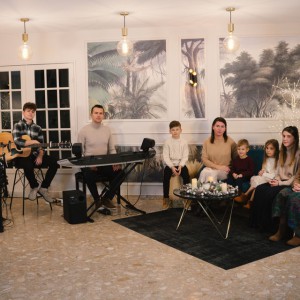 Familia Mihai - Intr-o Noapte In Betleem (2021)