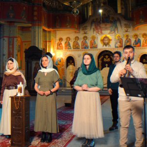 Cantari Nemuritoare Si Pricesne Ortodoxe - Firul Sfânt Al Rugăciunii | Tineri Din Oastea Domnului Cluj-Napoca | Cântare