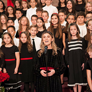 Alina Laza - Isus S-A Născut (2022)