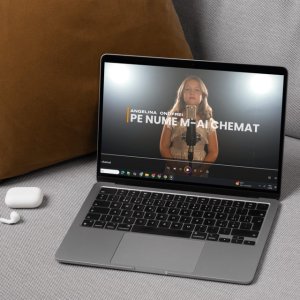 Agnes Alba - Pe Nume M-Ai Chemat (Angelina)