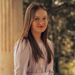 Naomie Agapii - Vegheaza-N Zorii Tineretii (2024)